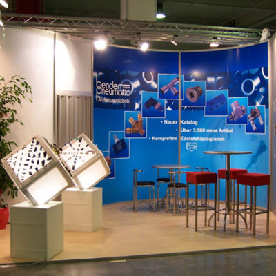 Thekenstuhl Birte Stoffpolster verschiedene Farben